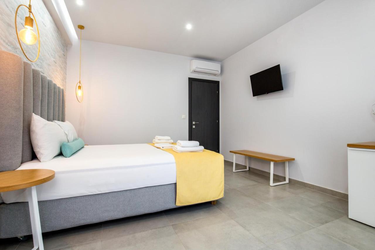 Patiras Deluxe B&B ลิเมนาเรีย ภายนอก รูปภาพ