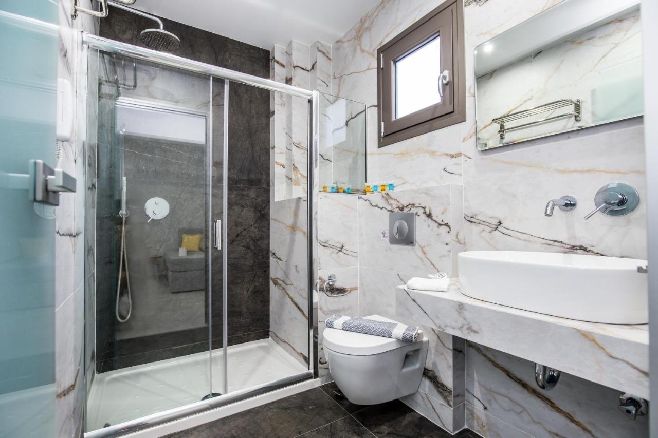 Patiras Deluxe B&B ลิเมนาเรีย ภายนอก รูปภาพ