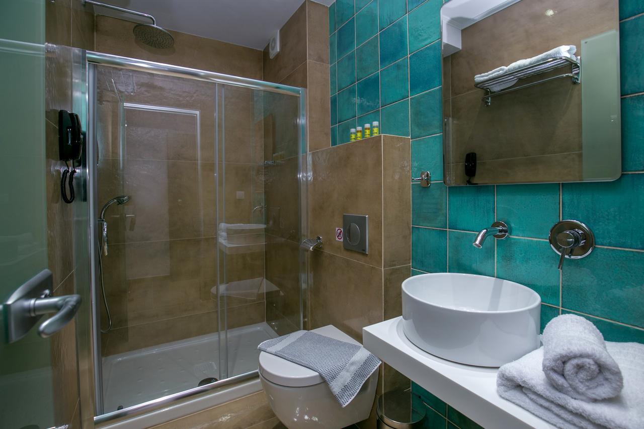 Patiras Deluxe B&B ลิเมนาเรีย ภายนอก รูปภาพ